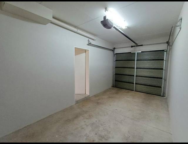 3 BEDROOM HOUSE FOR SALE IN RASLOUW